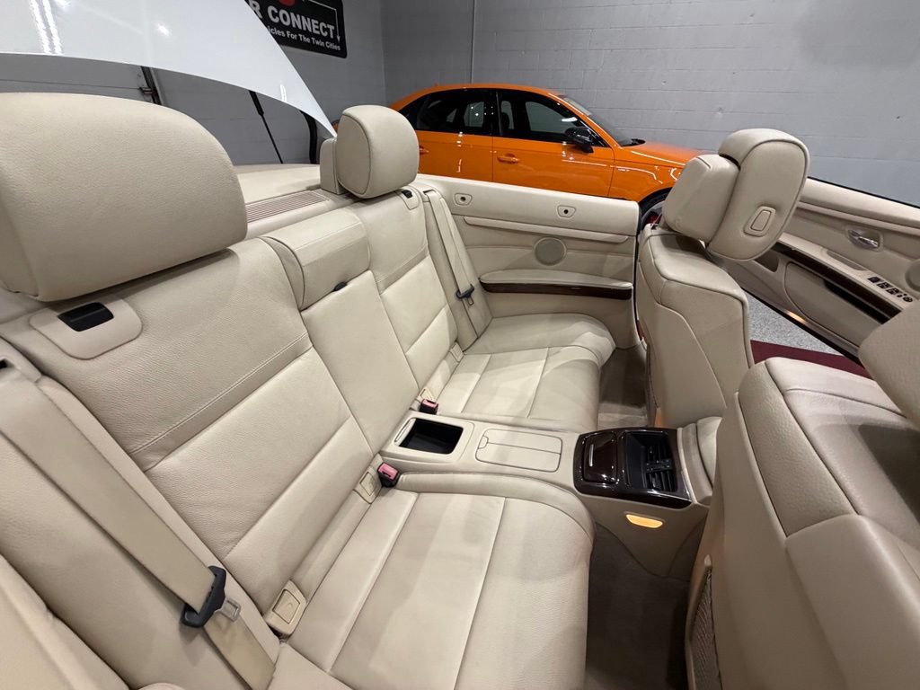 Used 2010 BMW 328i Convertible RWD image 28
