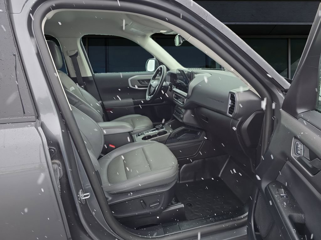 Used 2025 Ford Bronco Sport Badlands image 7