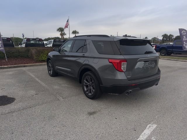 Used 2023 Ford Explorer XLT w/ Equipment Group 202A image 7
