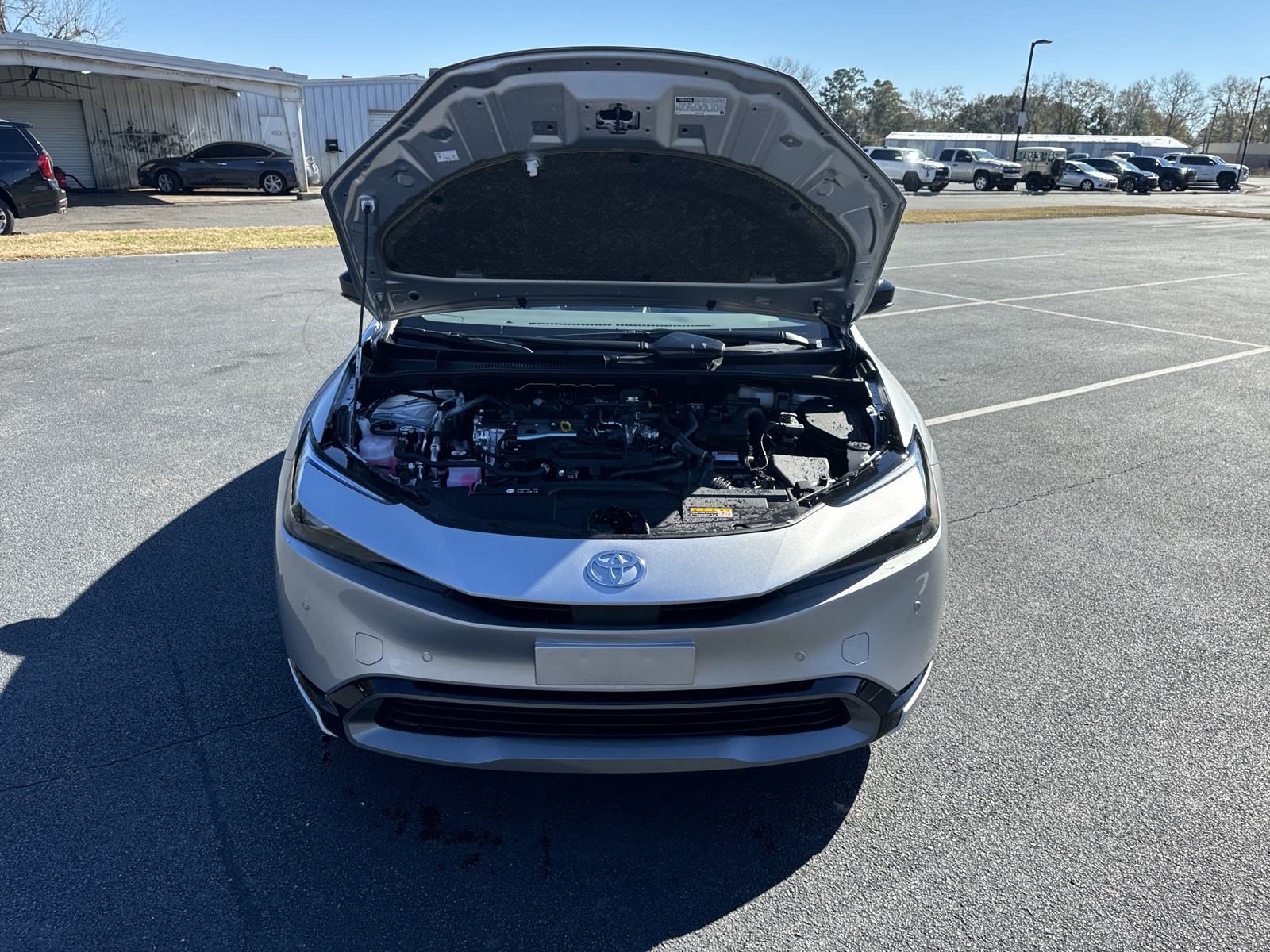 New 2024 Toyota Prius XLE FWD image 38