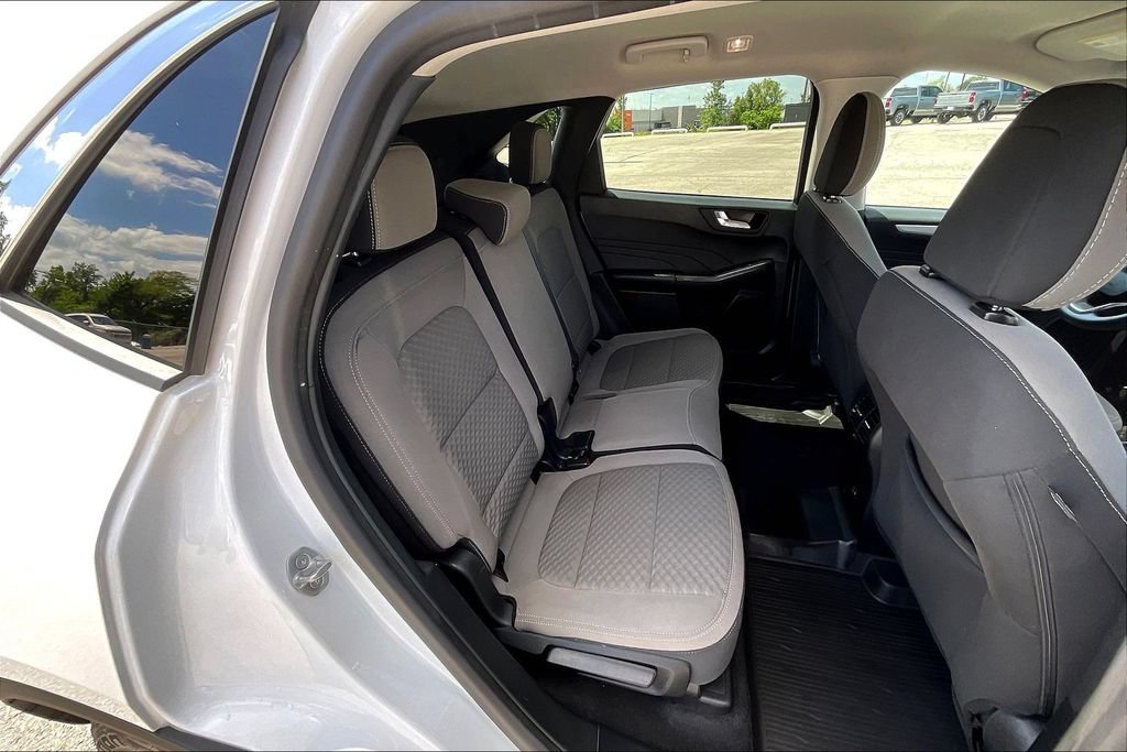 Used 2021 Ford Escape SE FWD image 24