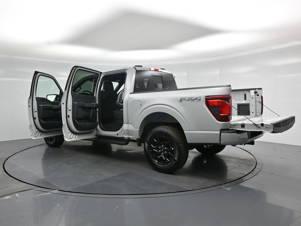 New 2026 Ford F150 XLT w/ Equipment Group 302A MID image 33