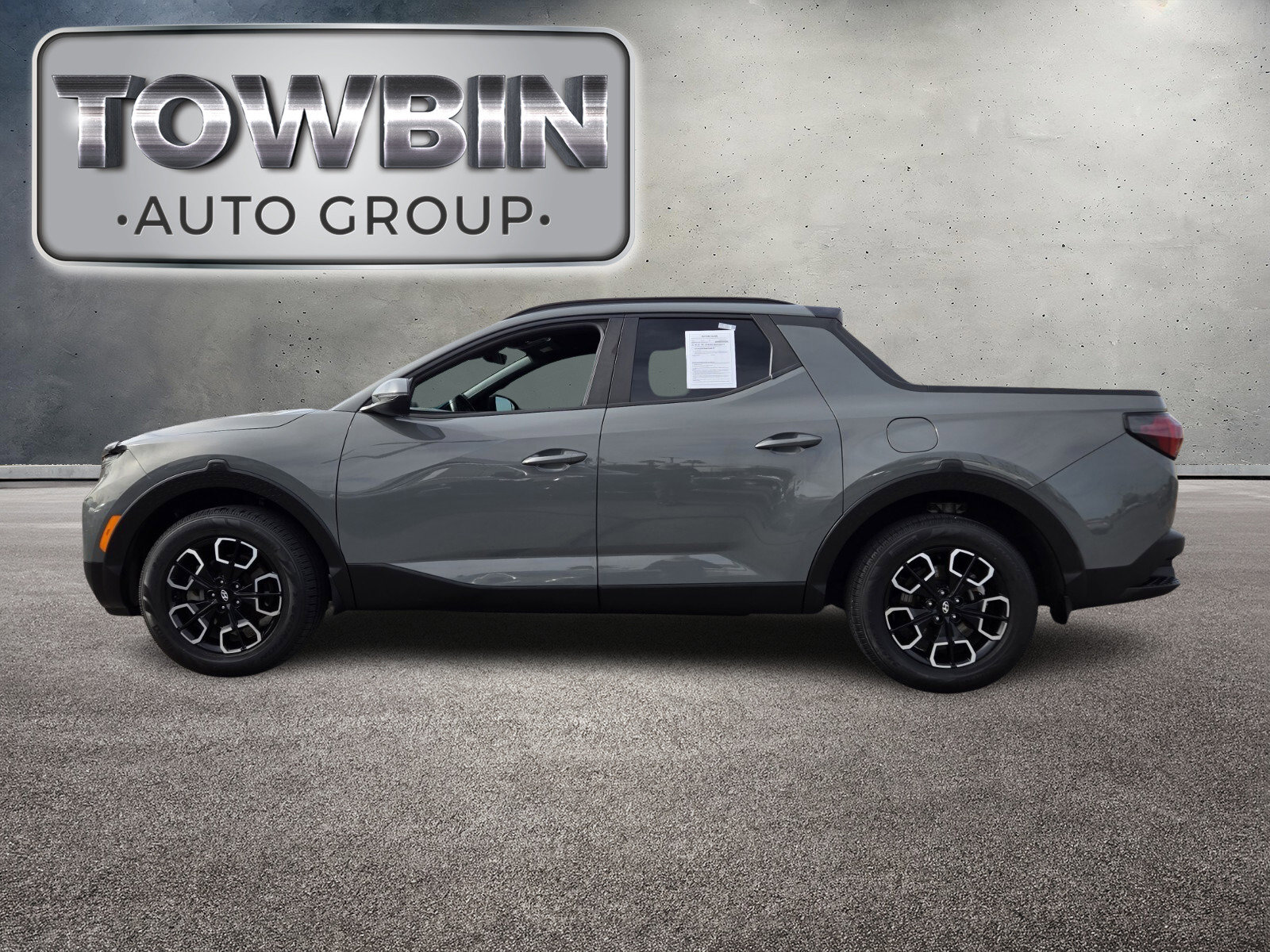 Used 2022 Hyundai Santa Cruz SEL Premium image 8