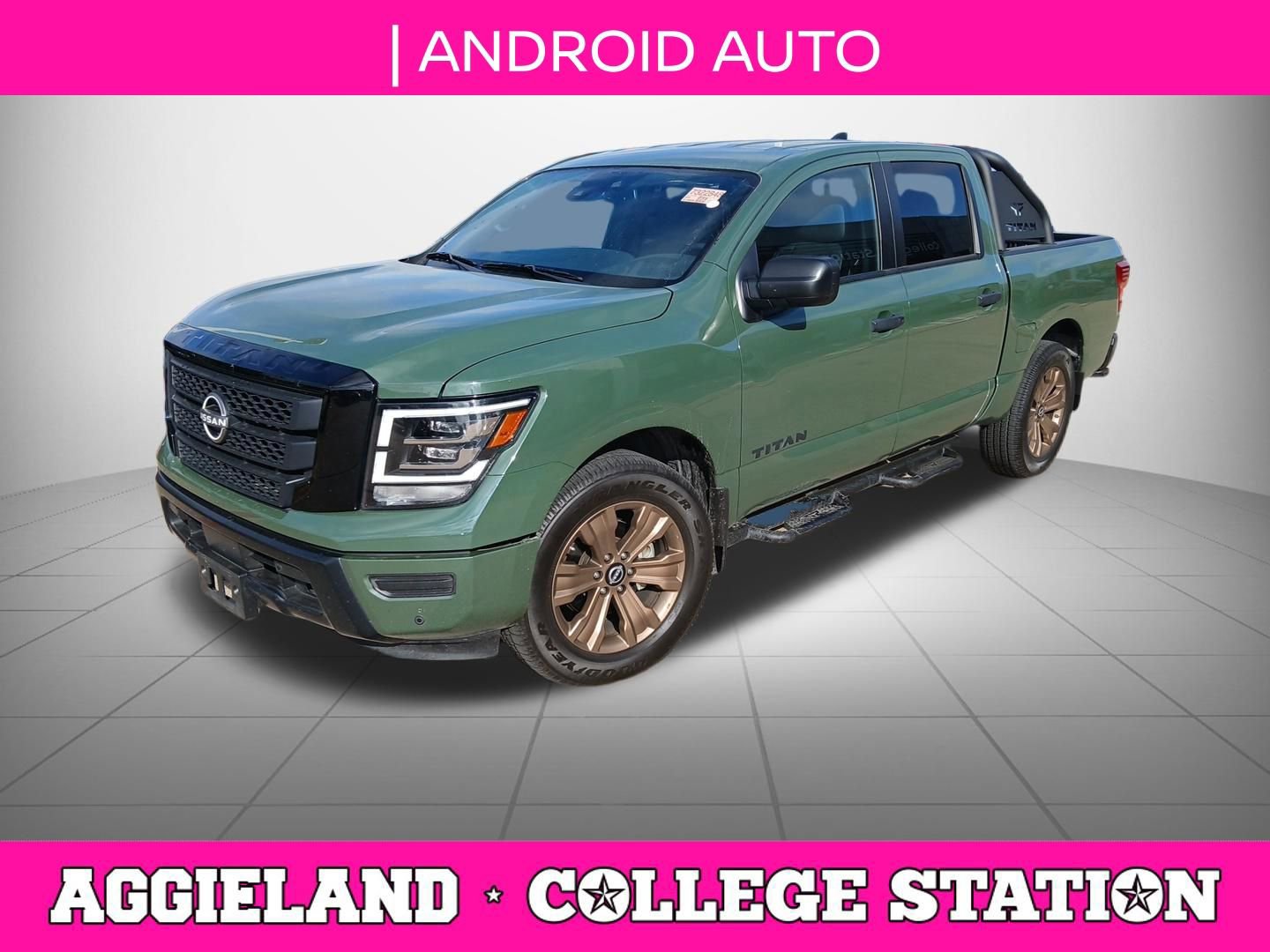 Used 2024 Nissan Titan SV w/ SV Bronze Edition Package image 6
