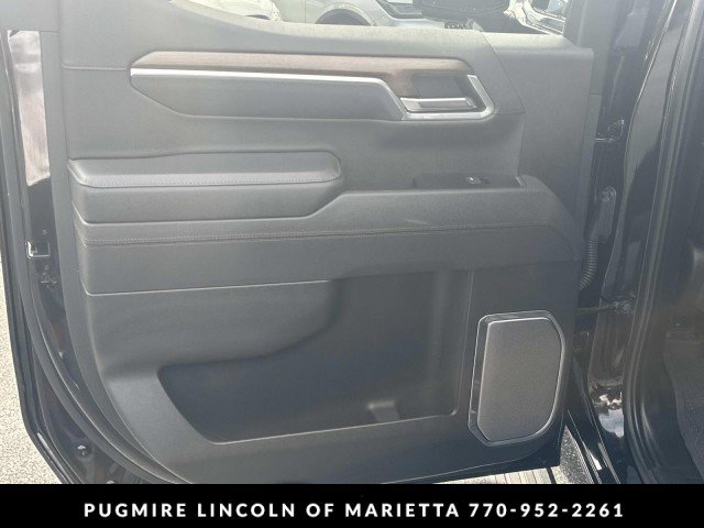 Used 2025 Chevrolet Silverado 1500 High Country AWD/4WD image 21