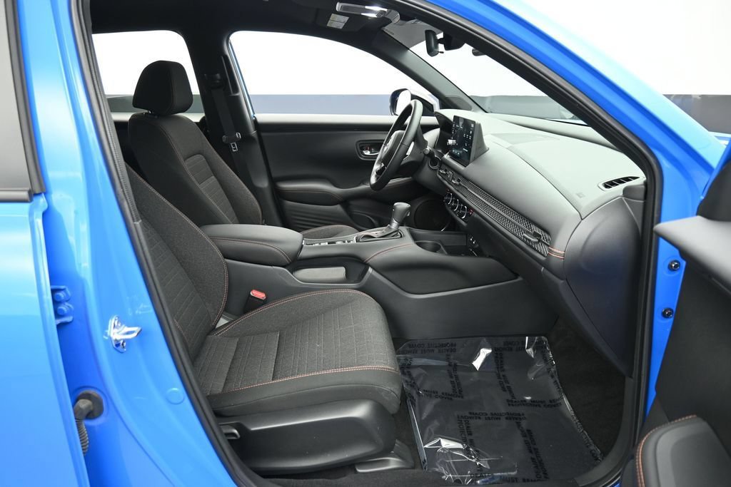 Used 2026 Honda HR-V Sport image 34