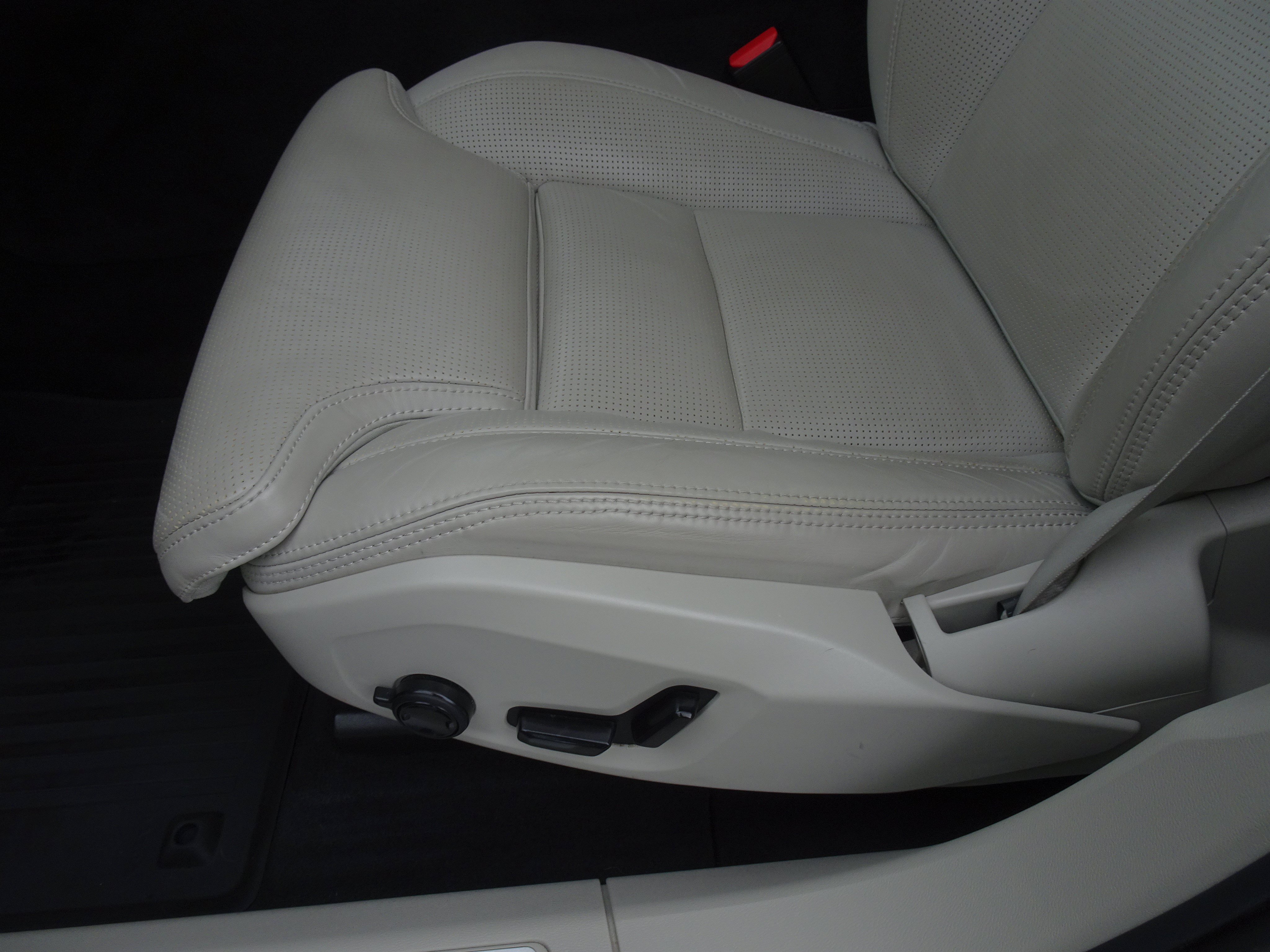 Used 2021 Volvo XC60 T6 Inscription AWD/4WD image 14
