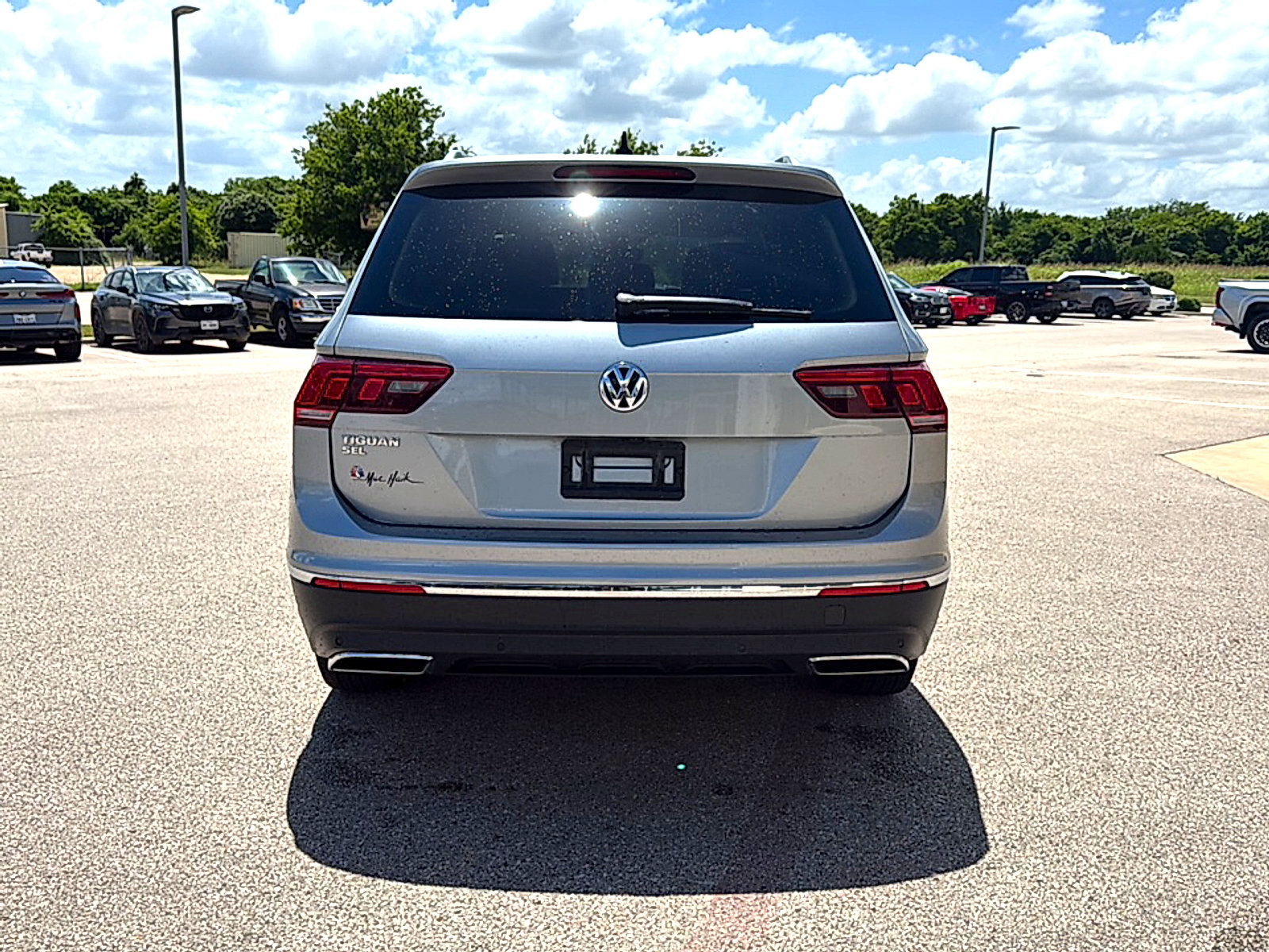 Used 2020 Volkswagen Tiguan SEL FWD image 6