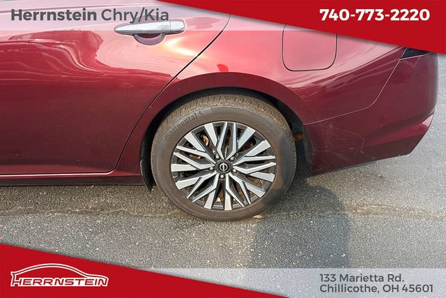 Used 2025 Nissan Altima 2.5 SV FWD image 18