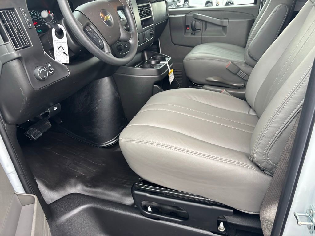 New 2025 Chevrolet Express 2500 w/ Driver Convenience Package RWD image 16
