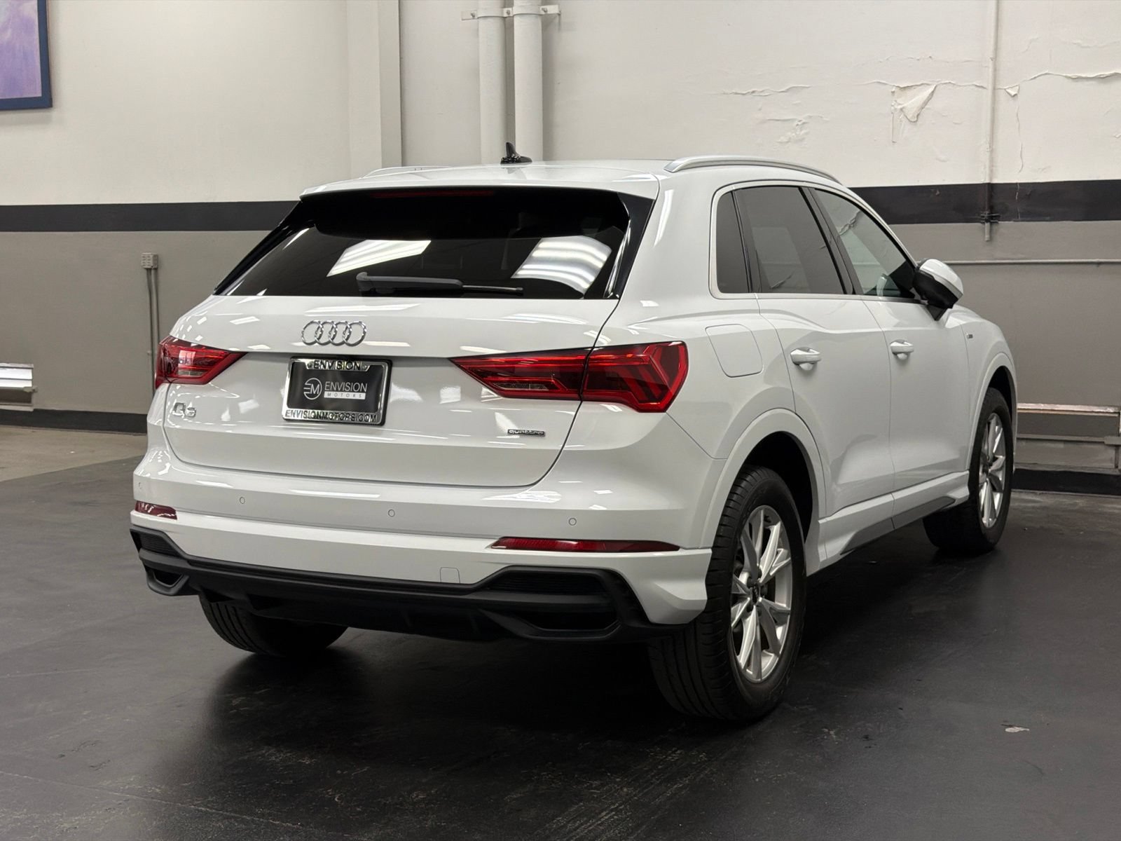 Used 2023 Audi Q3 2.0T Premium Plus w/ Premium Plus Package AWD/4WD image 12