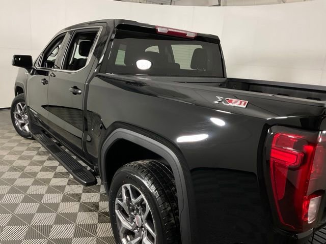 Used 2023 GMC Sierra 1500 SLE w/ X31 Off-Road Package image 40