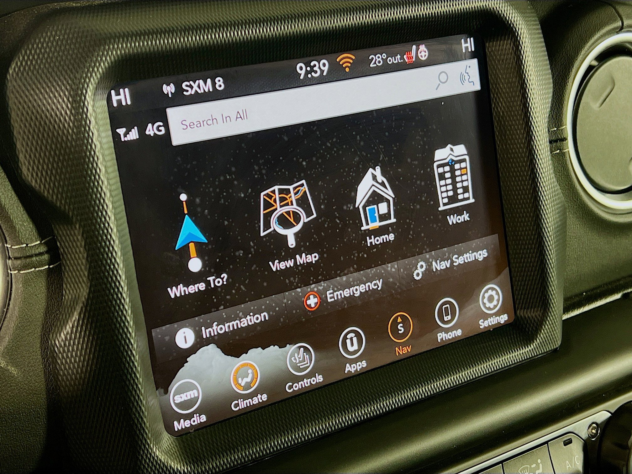 Used 2023 Jeep Wrangler Sahara w/ Cold Weather Group image 9