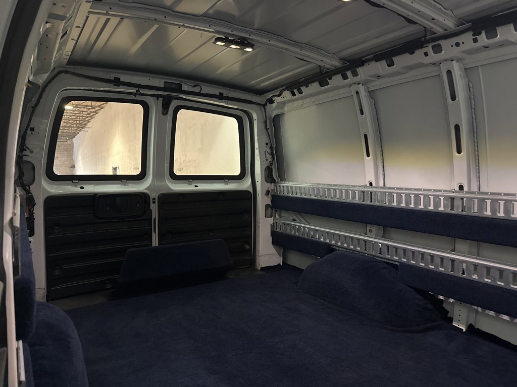 Used 2020 Chevrolet Express 2500 image 46