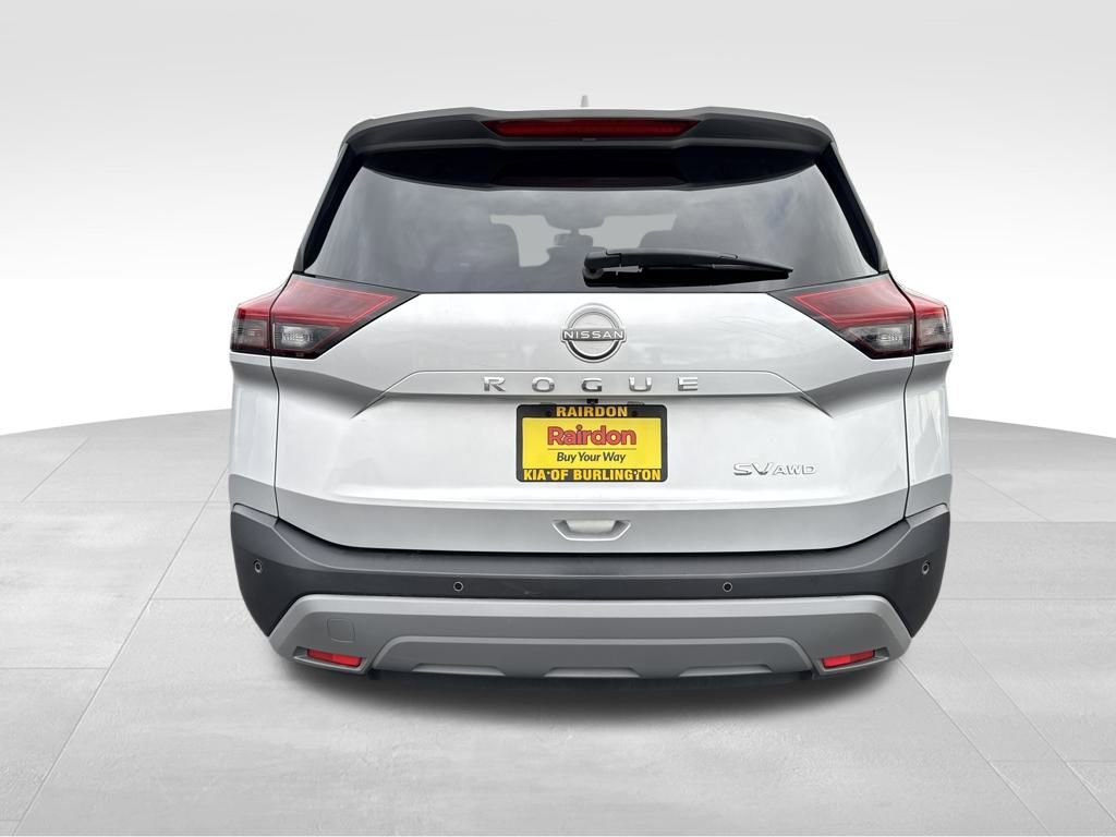 Used 2022 Nissan Rogue SV image 8