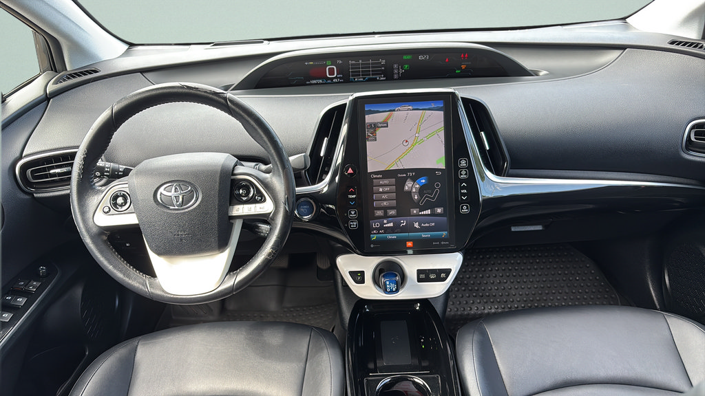 Used 2017 Toyota Prius Prime Advanced FWD image 11