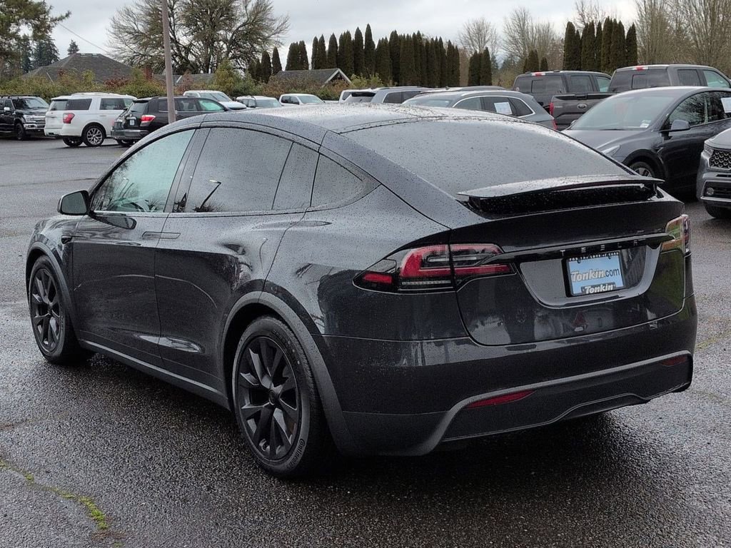 Used 2024 Tesla Model X AWD/4WD image 3