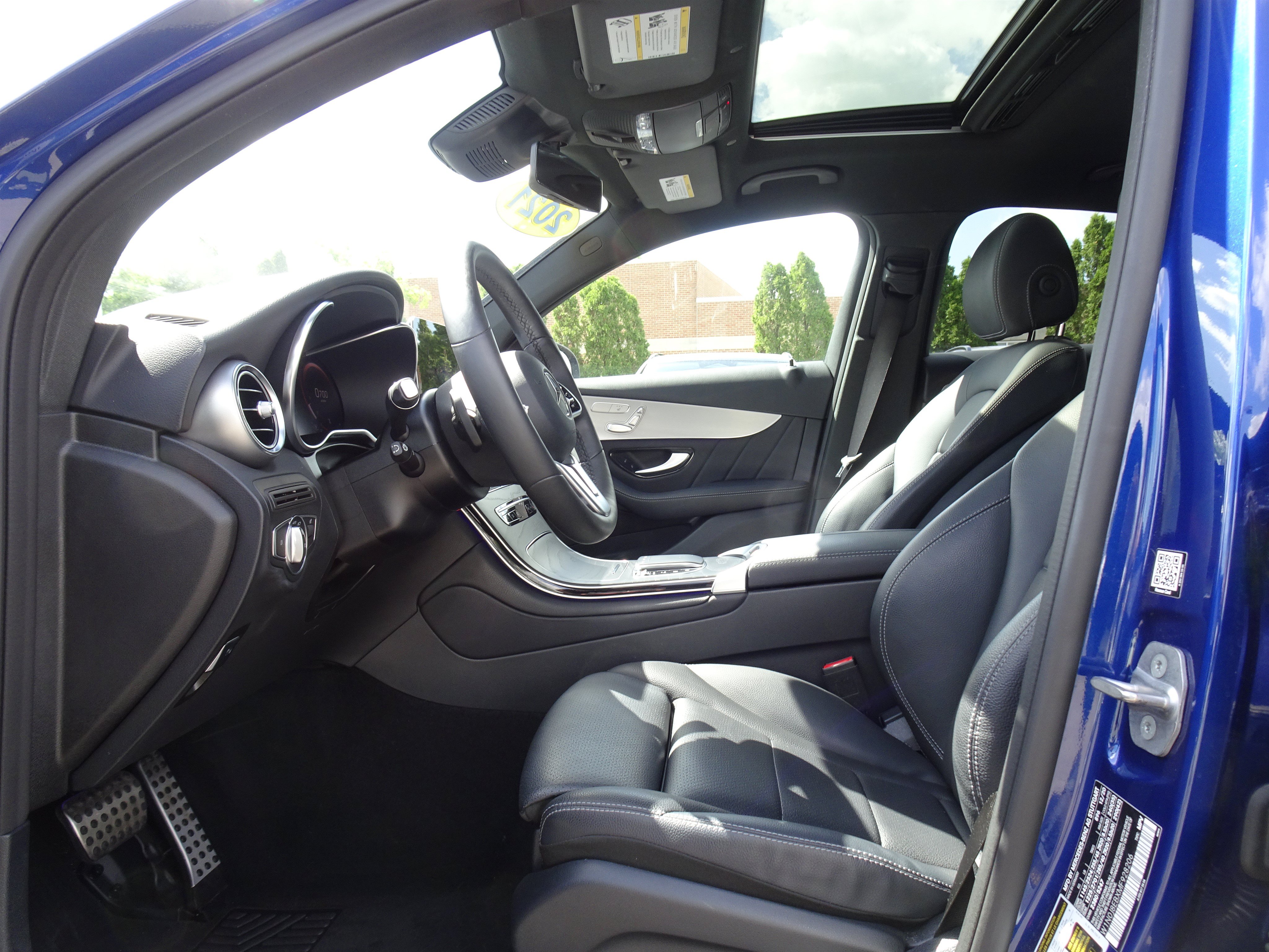 Used 2021 Mercedes-Benz GLC 300 4MATIC Coupe image 10