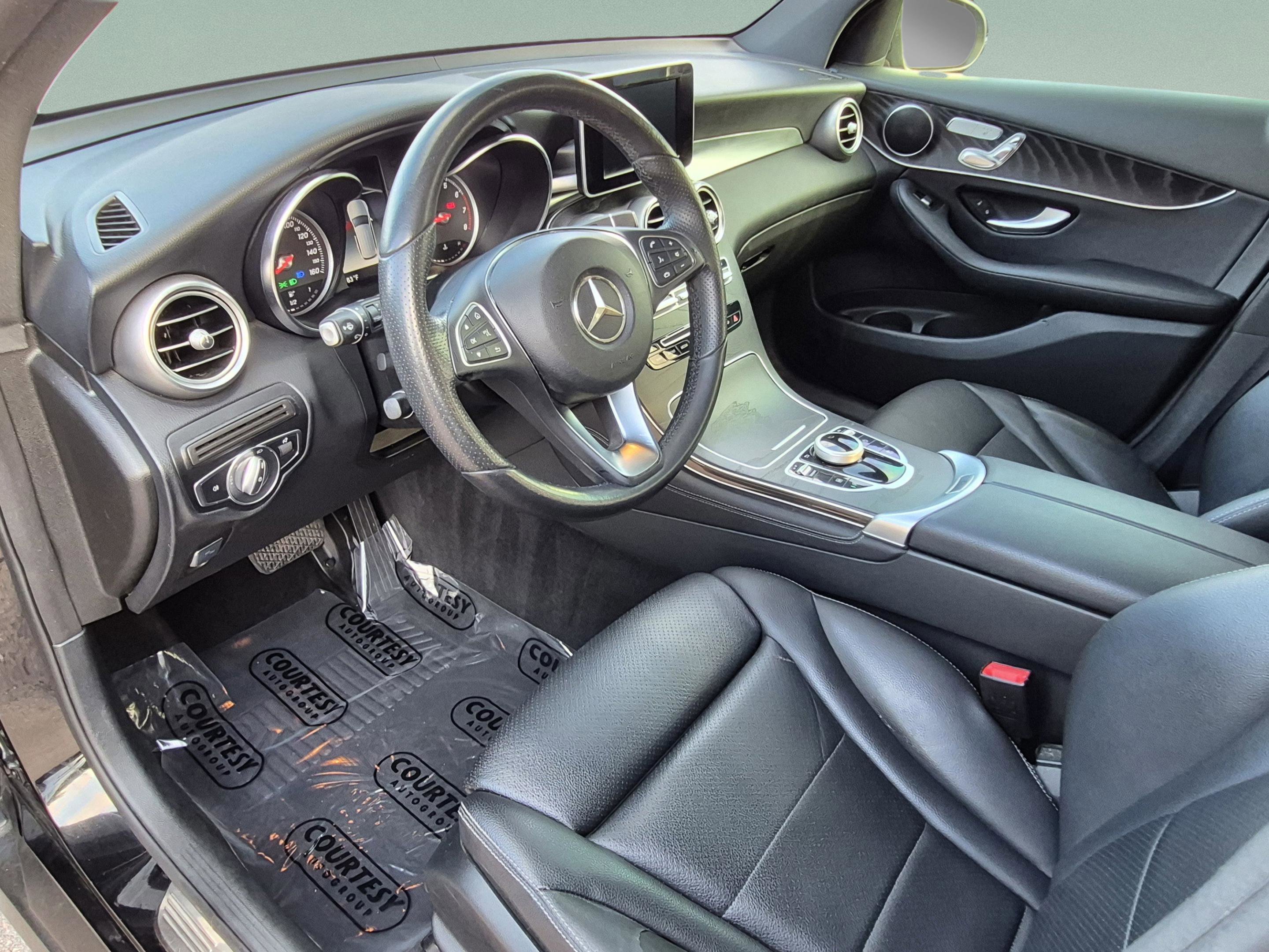 Used 2018 Mercedes-Benz GLC 300 image 20