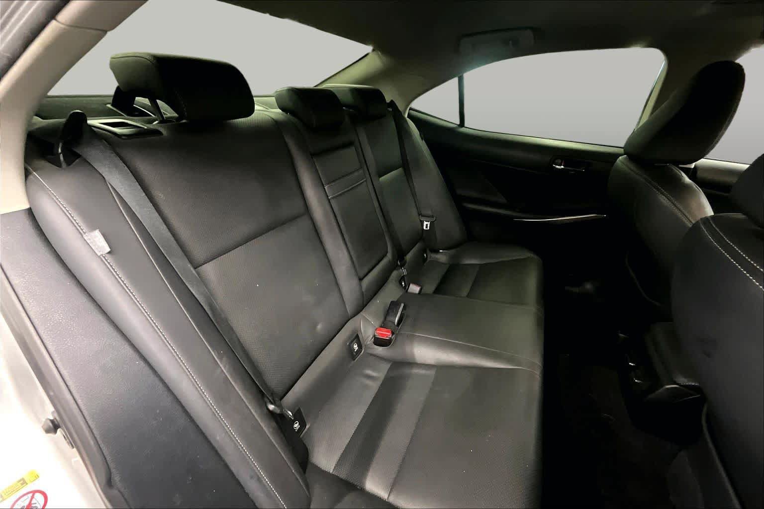 Used 2016 Lexus IS 200t w/ Navigation System Package RWD image 20