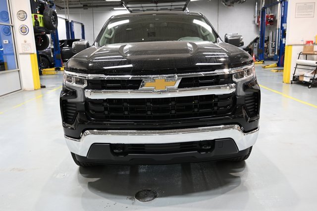 New 2026 Chevrolet Silverado 1500 LT image 2