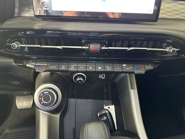 Used 2024 Alfa Romeo Tonale Ti w/ Premium Interior Package image 23