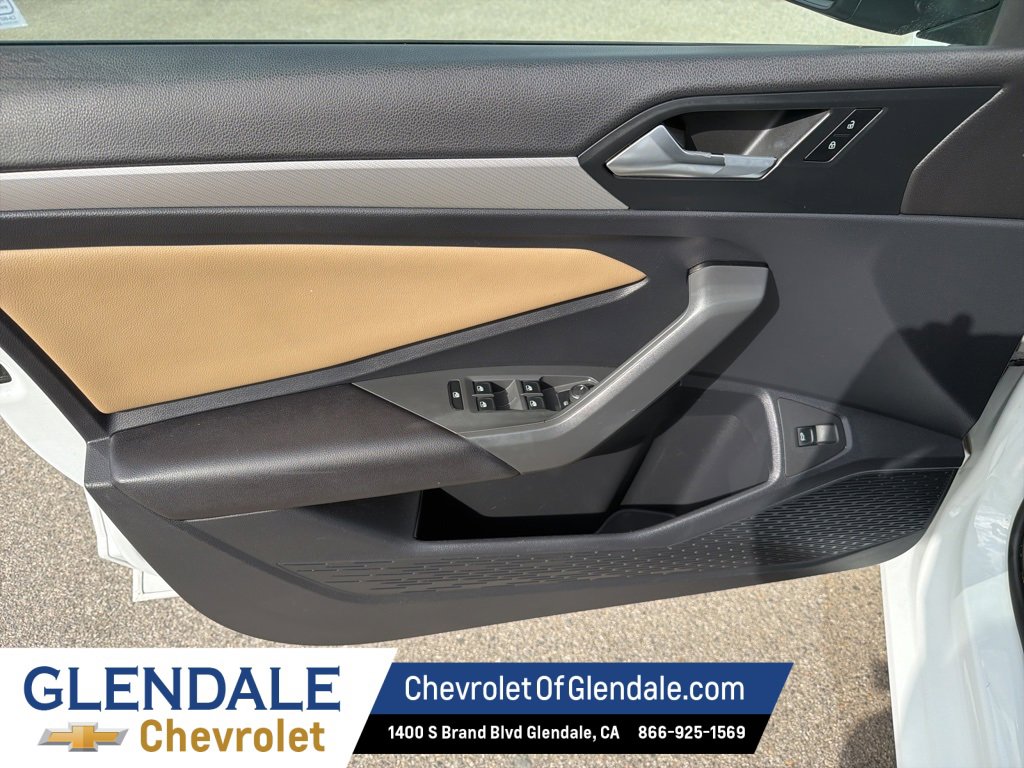 Used 2019 Volkswagen Jetta SE image 14