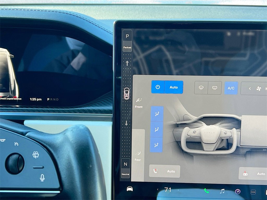 Used 2022 Tesla Model X Plaid image 16