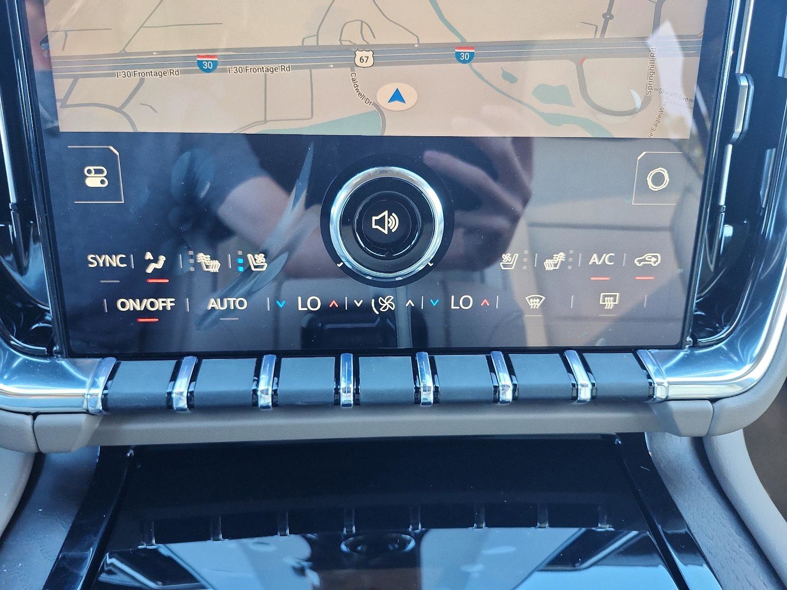 New 2026 GMC Yukon XL Denali w/ Denali Reserve Package image 24