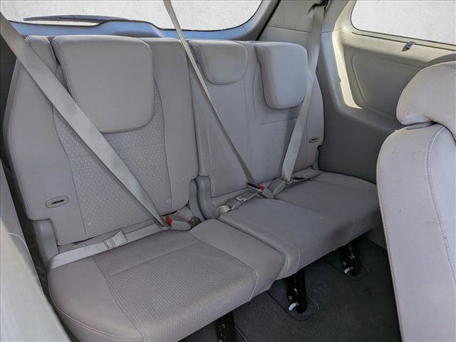 Used 2016 Kia Sedona LX w/ Option Group 020 FWD image 19