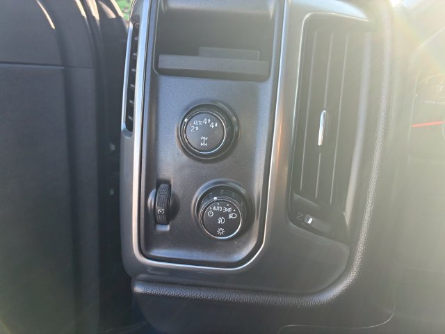 Used 2017 Chevrolet Silverado 1500 LT w/ All Star Edition AWD/4WD image 21
