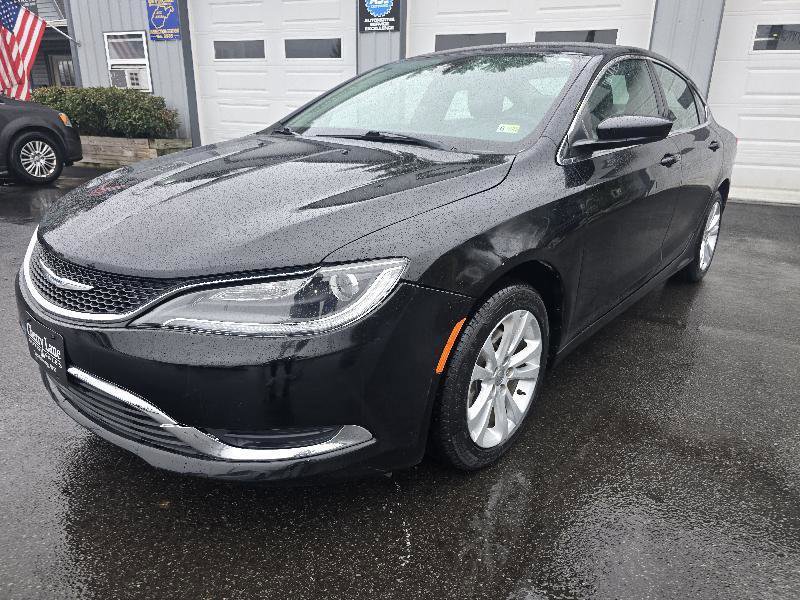 Used 2017 Chrysler 200 Limited Platinum FWD image 1