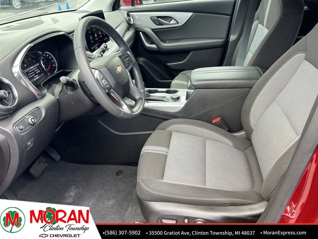 Certified 2024 Chevrolet Blazer LT w/ Convenience Package image 17