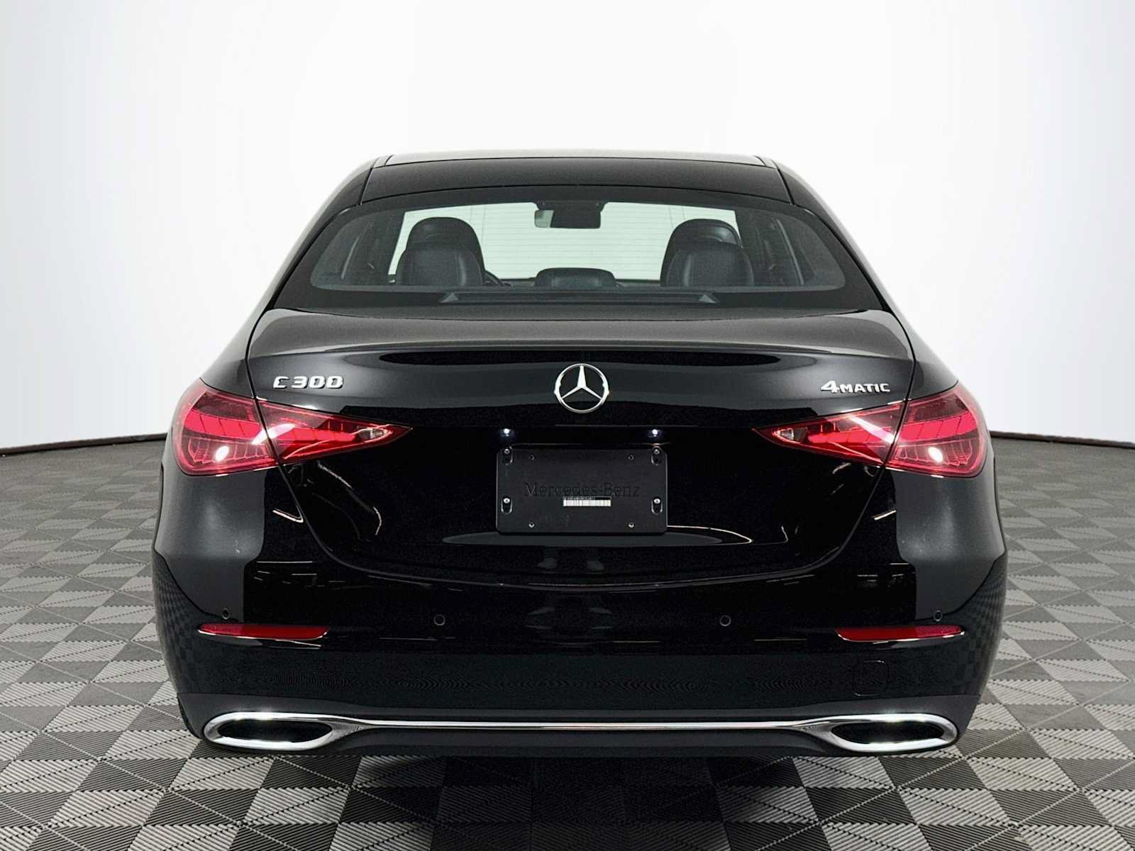 Used 2025 Mercedes-Benz C 300 4MATIC Sedan image 6