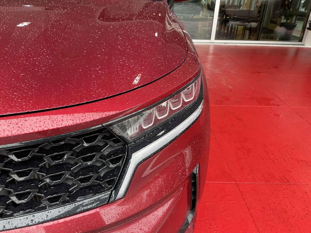 Used 2021 Kia Sorento EX image 12