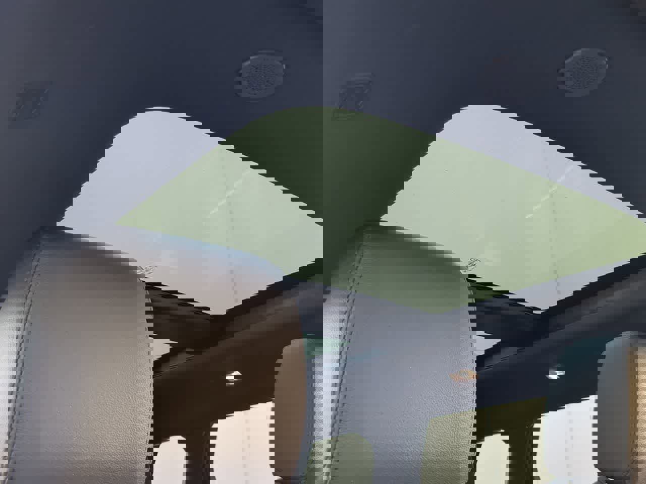 Used 2026 Land Rover Range Rover Evoque Dynamic SE image 19