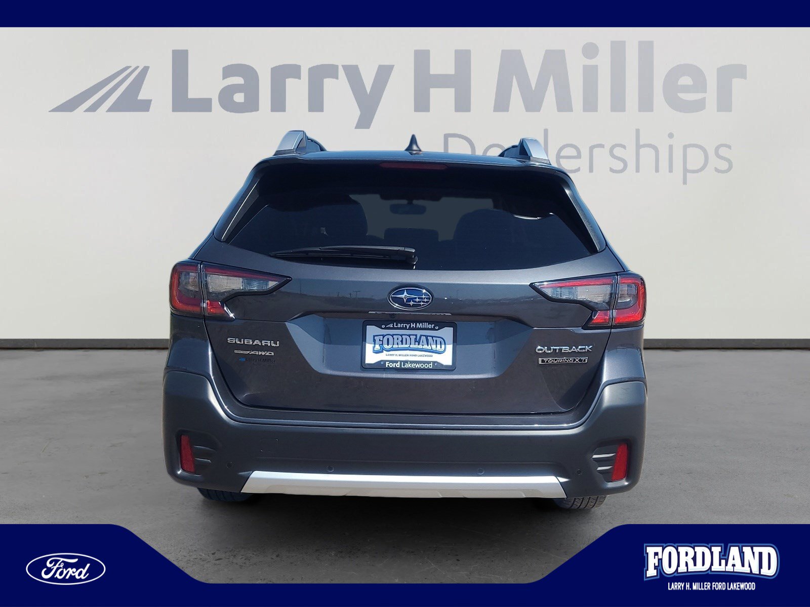 Used 2022 Subaru Outback Touring XT AWD/4WD image 4