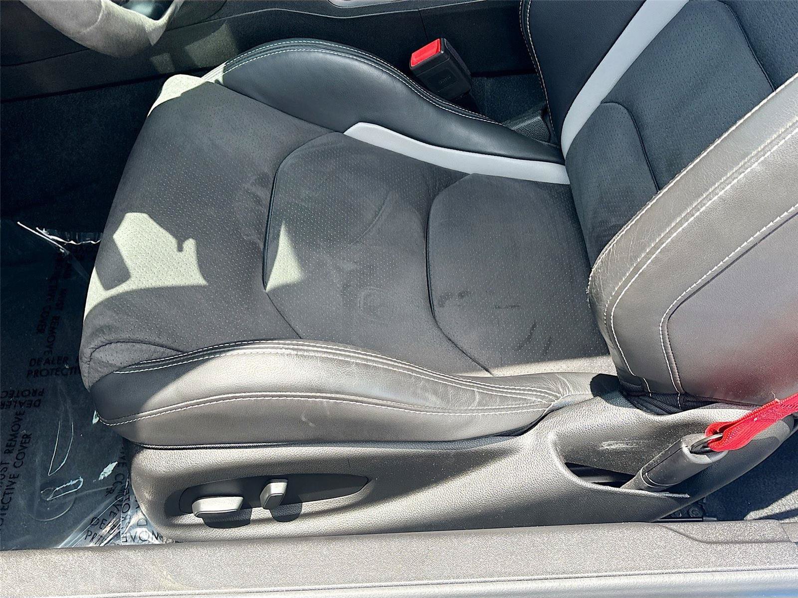 Used 2023 Chevrolet Camaro SS RWD image 17