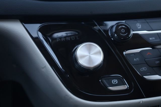 Used 2023 Chrysler Voyager LX image 19