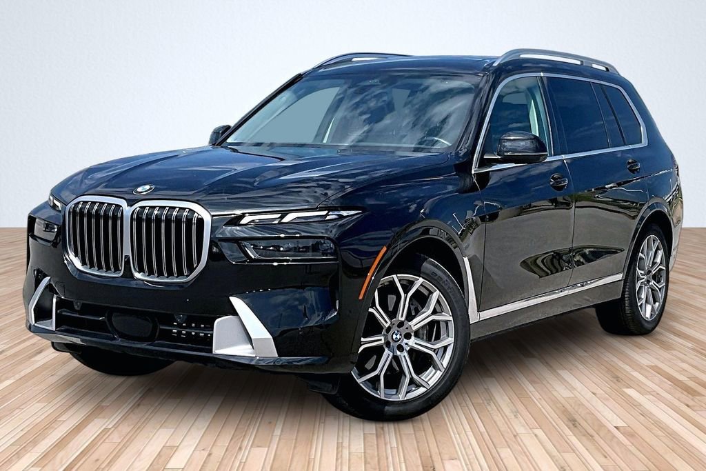 Used 2023 BMW X7 xDrive40i AWD/4WD image 1