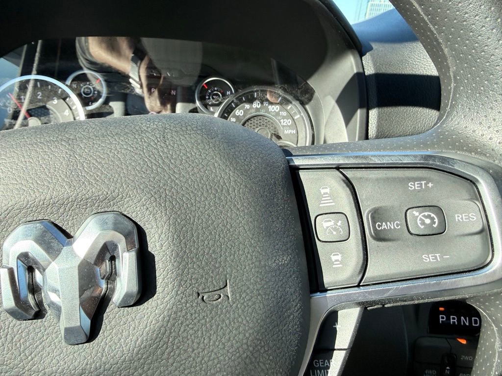 New 2026 RAM 1500 Express AWD/4WD image 17