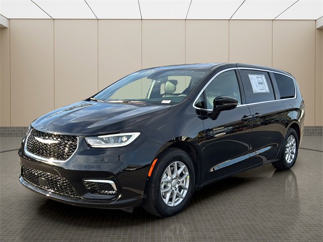 New 2026 Chrysler Pacifica Select image 1