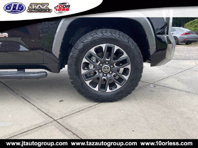 Used 2023 Toyota Tundra Limited AWD/4WD image 9