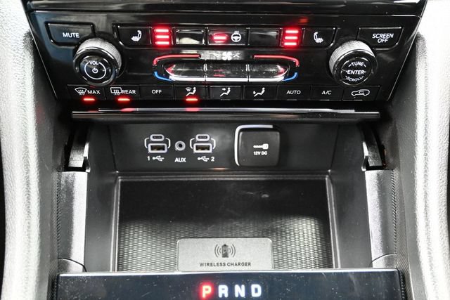Used 2025 Jeep Grand Cherokee Altitude AWD/4WD image 40