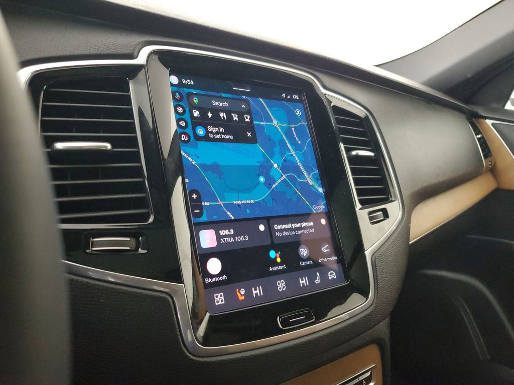 Used 2024 Volvo XC90 T8 Plus image 31