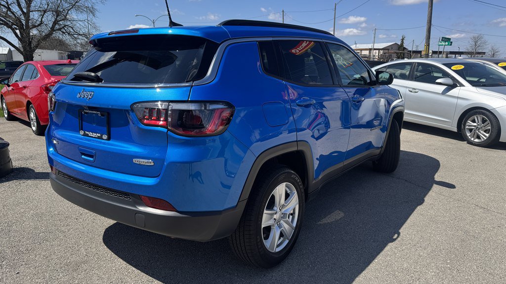Used 2022 Jeep Compass Latitude AWD/4WD image 8