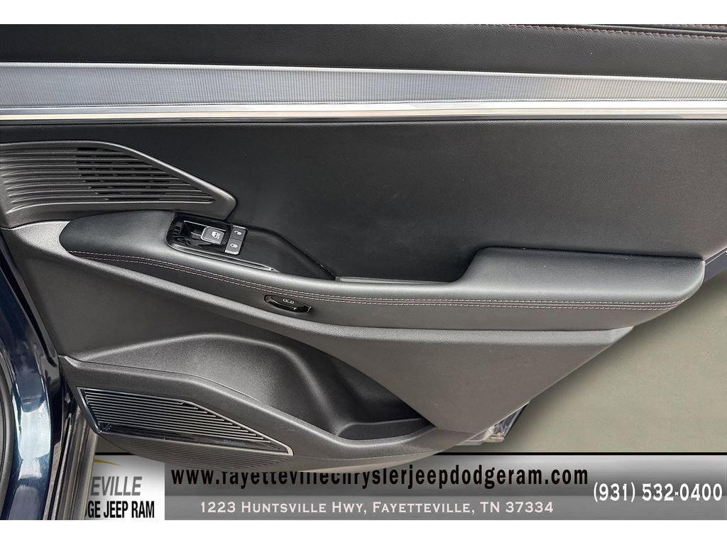 Used 2024 Jeep Wagoneer Launch Edition image 21