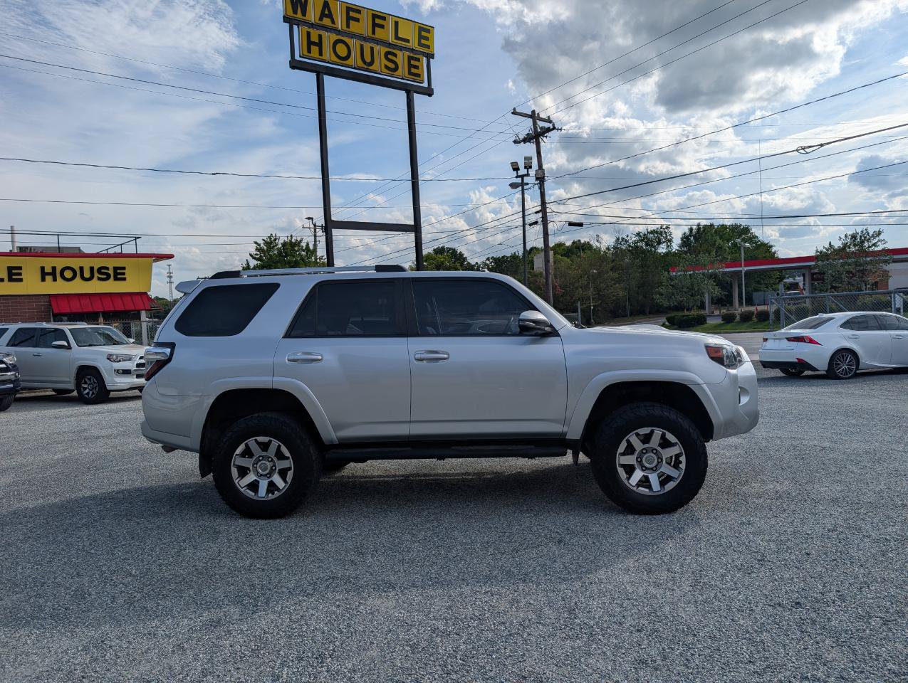 Used 2015 Toyota 4Runner Trail Premium AWD/4WD image 5
