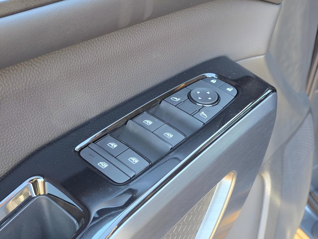 New 2026 Nissan Pathfinder SL image 17