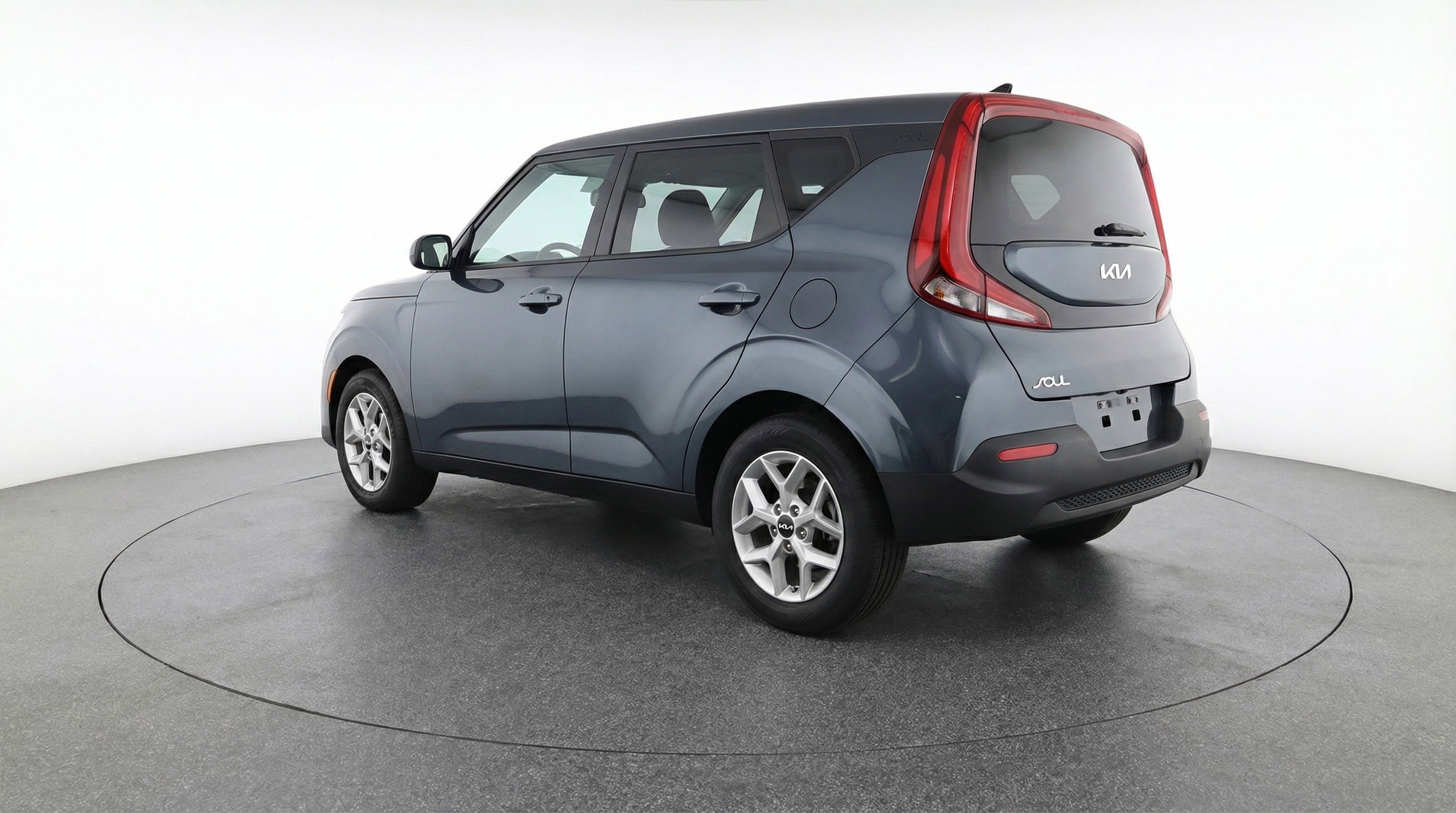 Used 2025 Kia Soul LX w/ LX Technology Package image 6